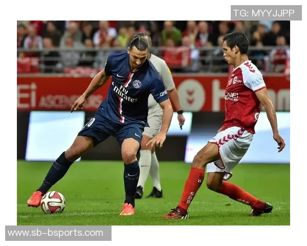 足球过人技巧视频教学让你轻松掌握各种过人动作提升球技水平